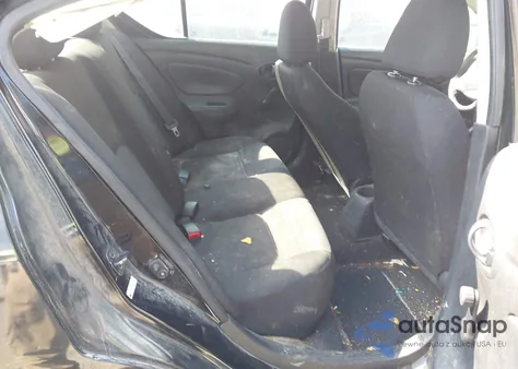 2018 Nissan Versa 1.6 S z USA, uszkodzony, nr VIN 3N1CN7AP8JL838612